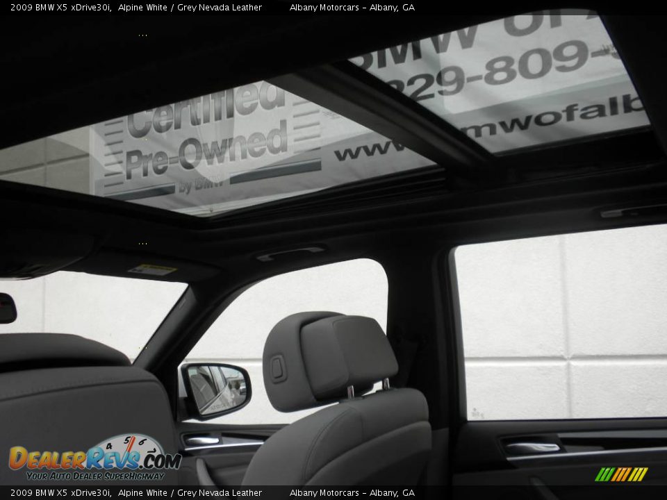 2009 BMW X5 xDrive30i Alpine White / Grey Nevada Leather Photo #15