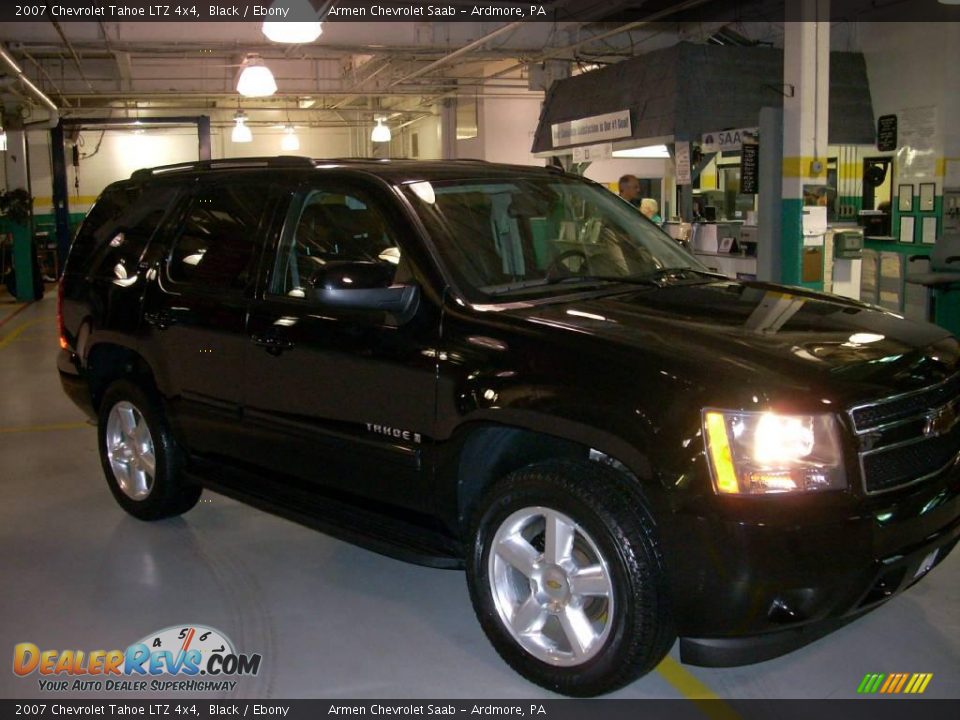 2007 Chevrolet Tahoe LTZ 4x4 Black / Ebony Photo #3