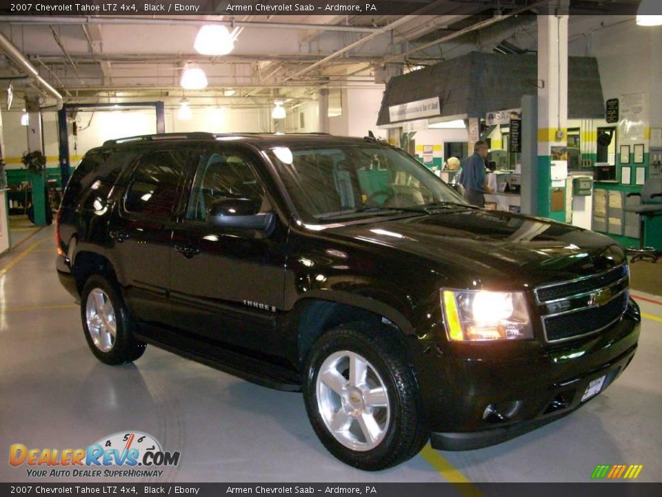 2007 Chevrolet Tahoe LTZ 4x4 Black / Ebony Photo #4