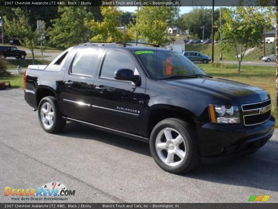 2007 Chevrolet Avalanche LTZ 4WD Black / Ebony Photo #1