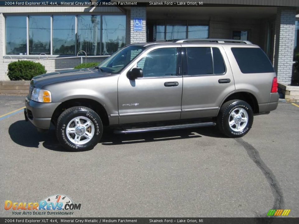 2004 Ford Explorer XLT 4x4 Mineral Grey Metallic / Medium Parchment Photo #1