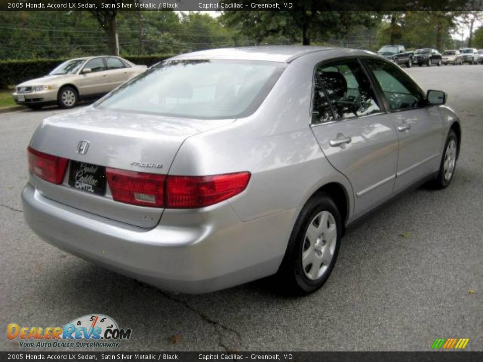 2005 Honda Accord LX Sedan Satin Silver Metallic / Black Photo #4