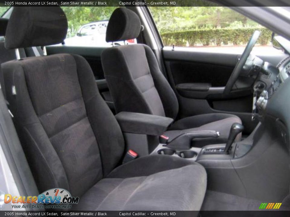 2005 Honda Accord LX Sedan Satin Silver Metallic / Black Photo #11