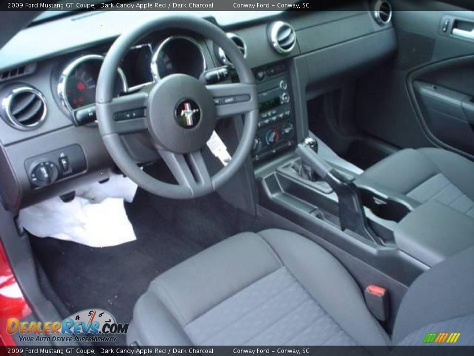 2009 Ford Mustang GT Coupe Dark Candy Apple Red / Dark Charcoal Photo #20