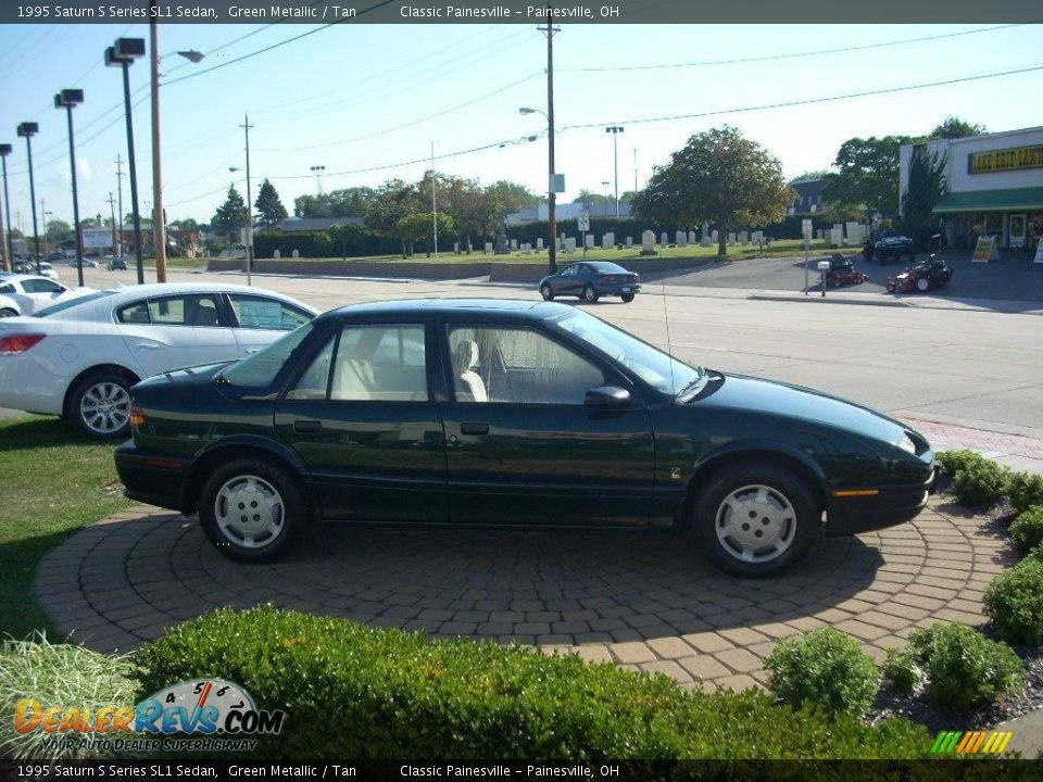 1995 Saturn S Series SL1 Sedan Green Metallic / Tan Photo #5