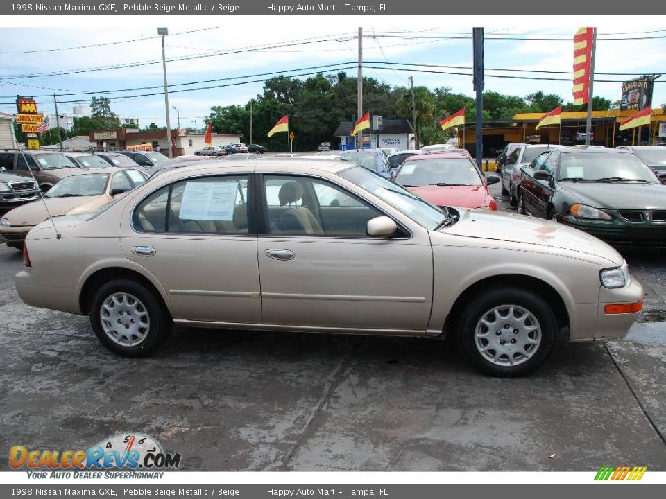 1998 Nissan Maxima GXE Pebble Beige Metallic / Beige Photo #5