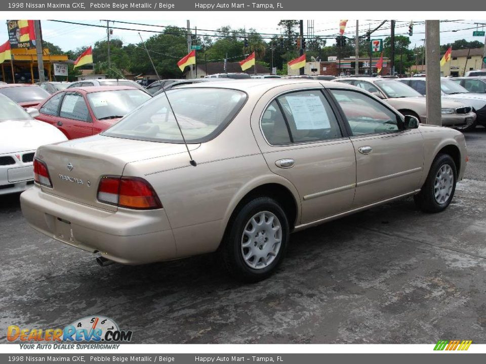 1998 Nissan Maxima GXE Pebble Beige Metallic / Beige Photo #6