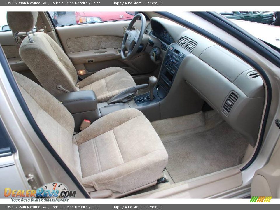 1998 Nissan Maxima GXE Pebble Beige Metallic / Beige Photo #11