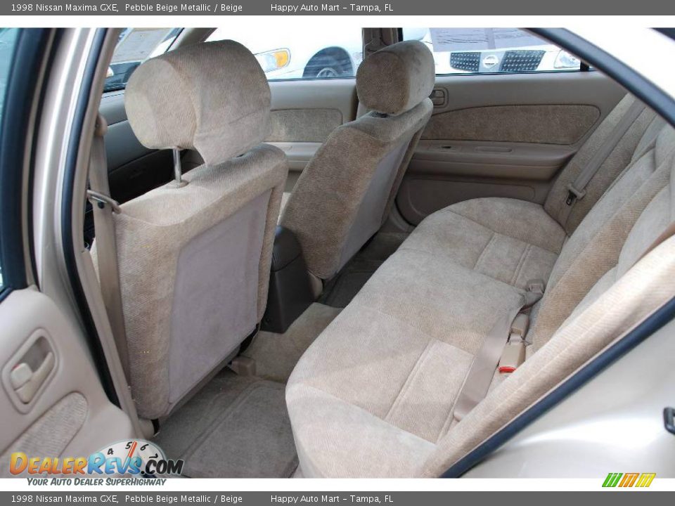 1998 Nissan Maxima GXE Pebble Beige Metallic / Beige Photo #19