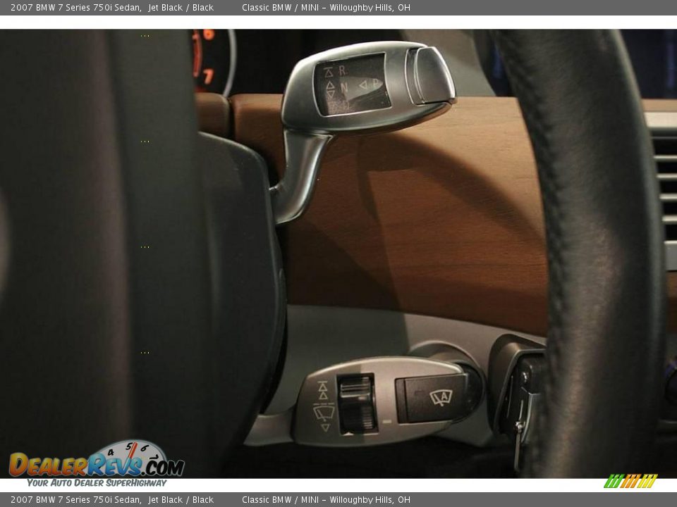 2007 BMW 7 Series 750i Sedan Jet Black / Black Photo #18