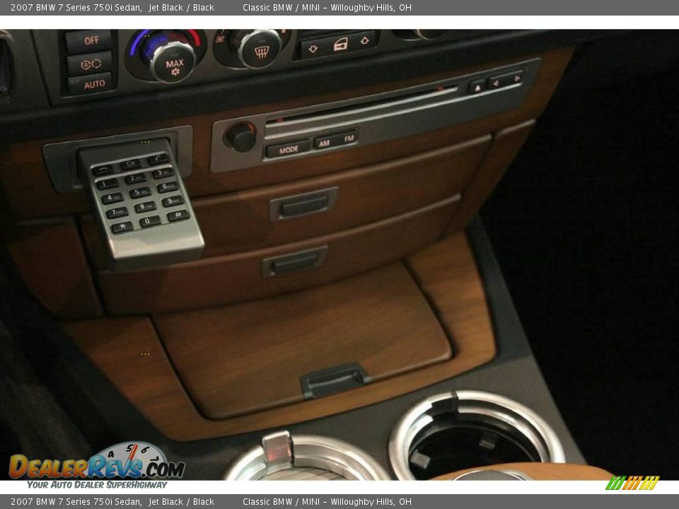 2007 BMW 7 Series 750i Sedan Jet Black / Black Photo #23