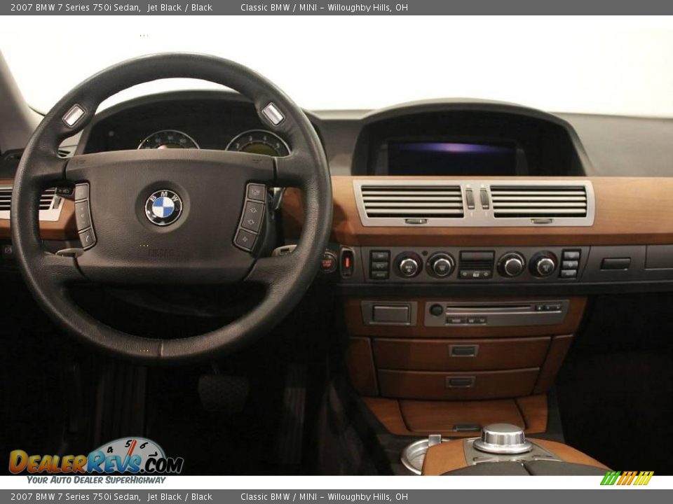 2007 BMW 7 Series 750i Sedan Jet Black / Black Photo #30