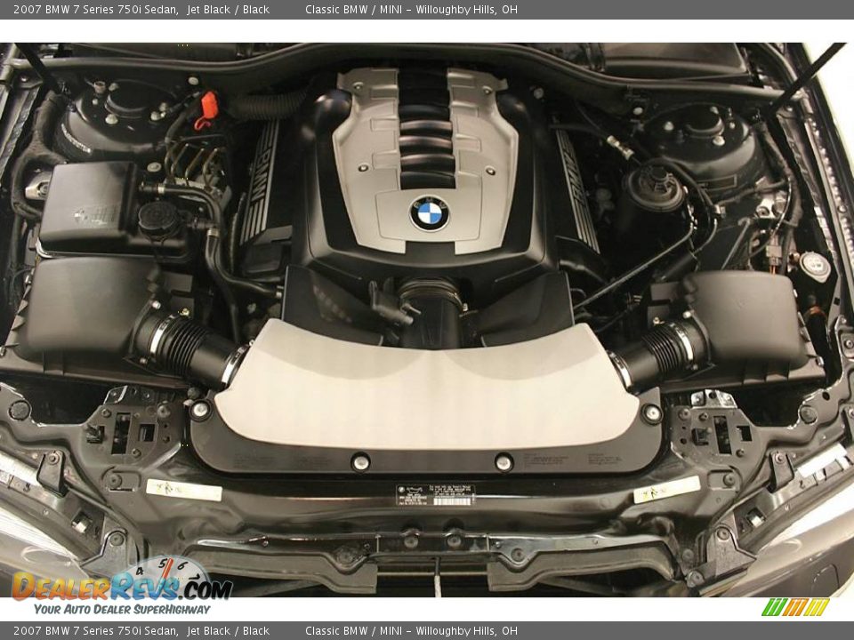 2007 BMW 7 Series 750i Sedan Jet Black / Black Photo #32