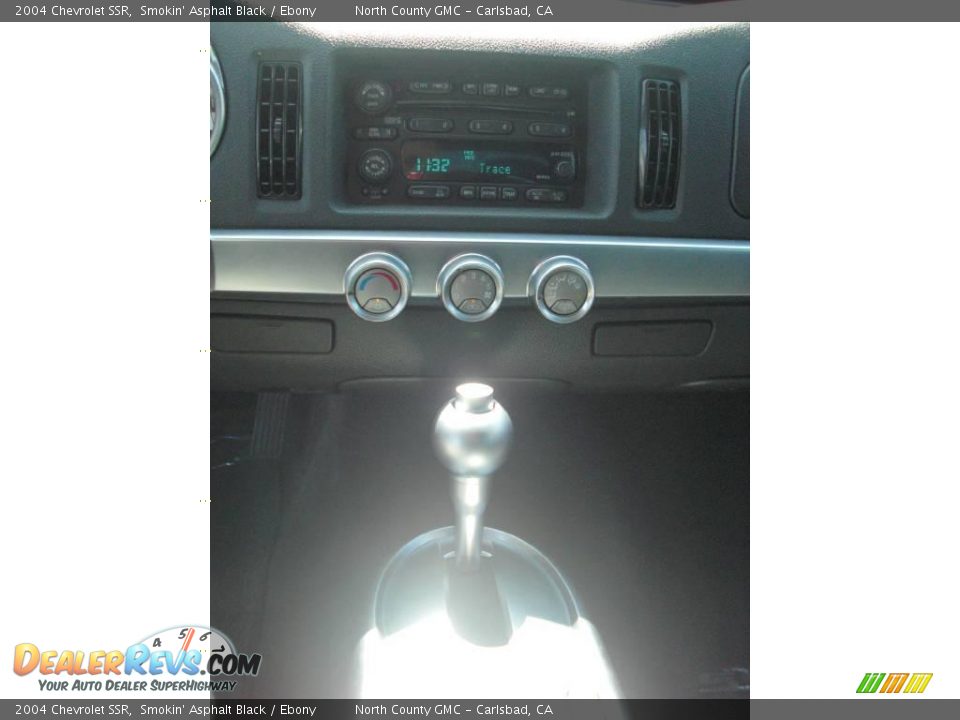 2004 Chevrolet SSR Smokin' Asphalt Black / Ebony Photo #13