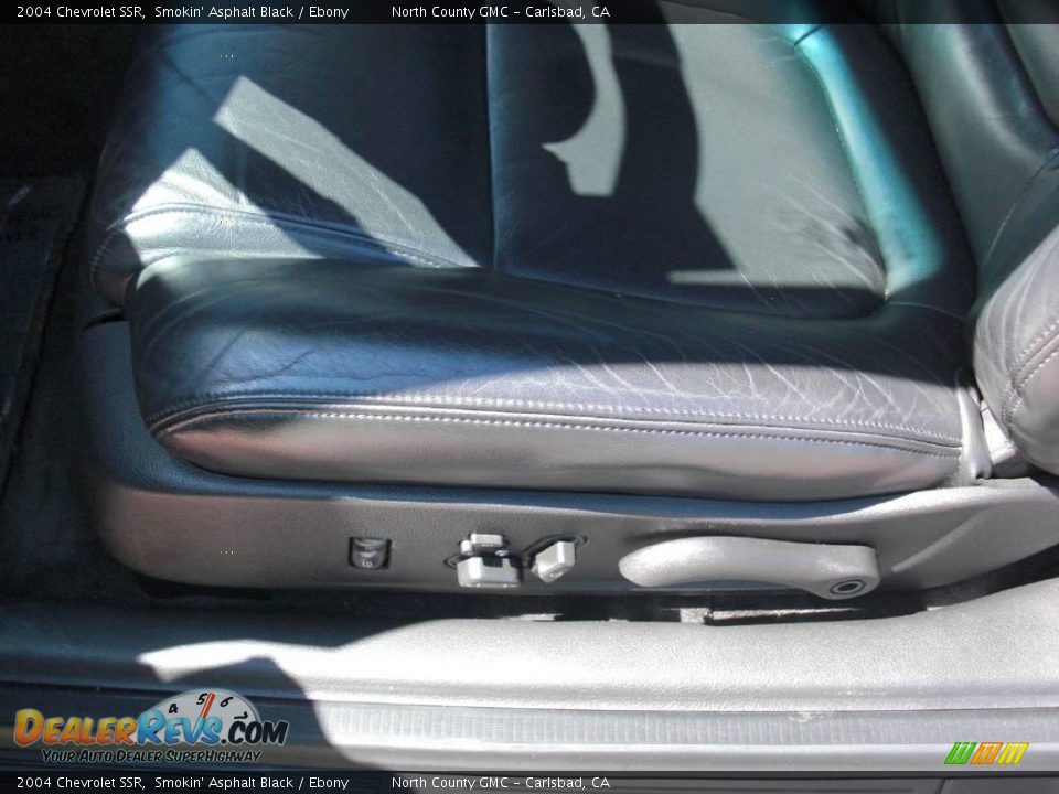 2004 Chevrolet SSR Smokin' Asphalt Black / Ebony Photo #15