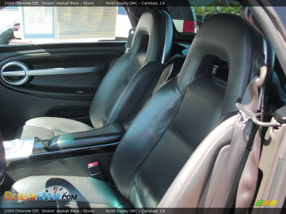 2004 Chevrolet SSR Smokin' Asphalt Black / Ebony Photo #16