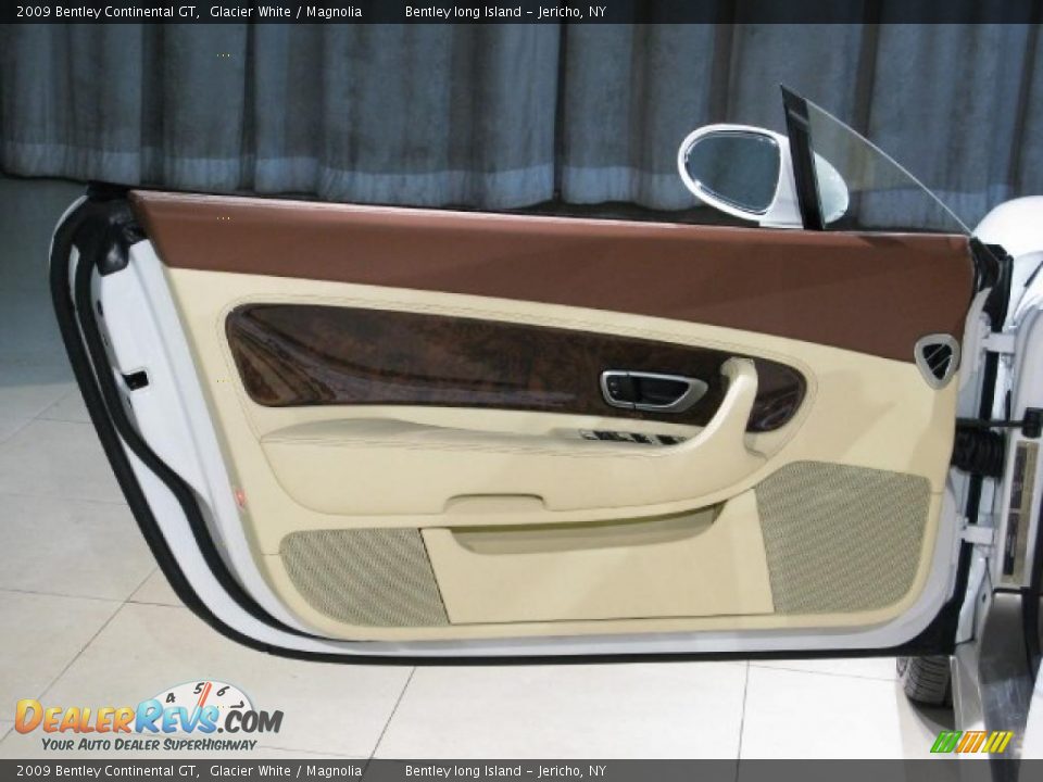 2009 Bentley Continental GT Glacier White / Magnolia Photo #12