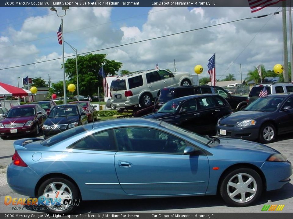 2000 Mercury Cougar V6 Light Sapphire Blue Metallic / Medium Parchment Photo #2