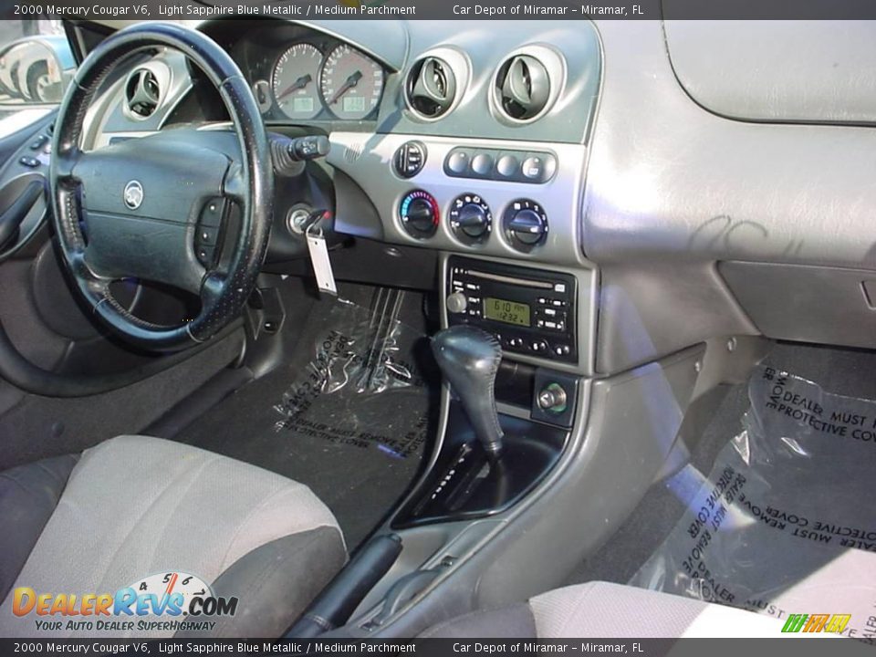 2000 Mercury Cougar V6 Light Sapphire Blue Metallic / Medium Parchment Photo #13