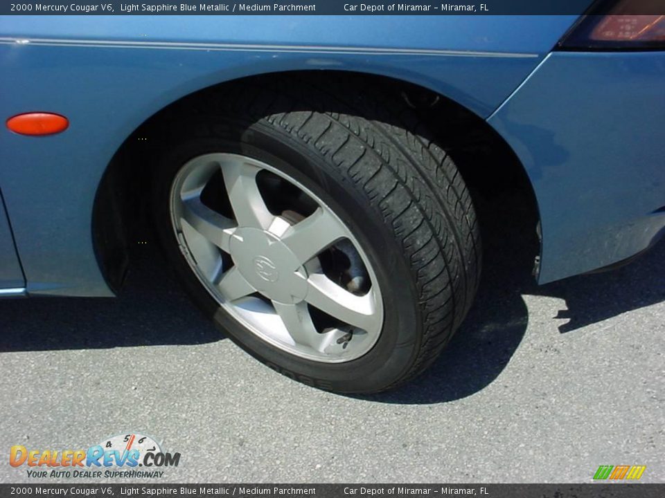 2000 Mercury Cougar V6 Light Sapphire Blue Metallic / Medium Parchment Photo #14
