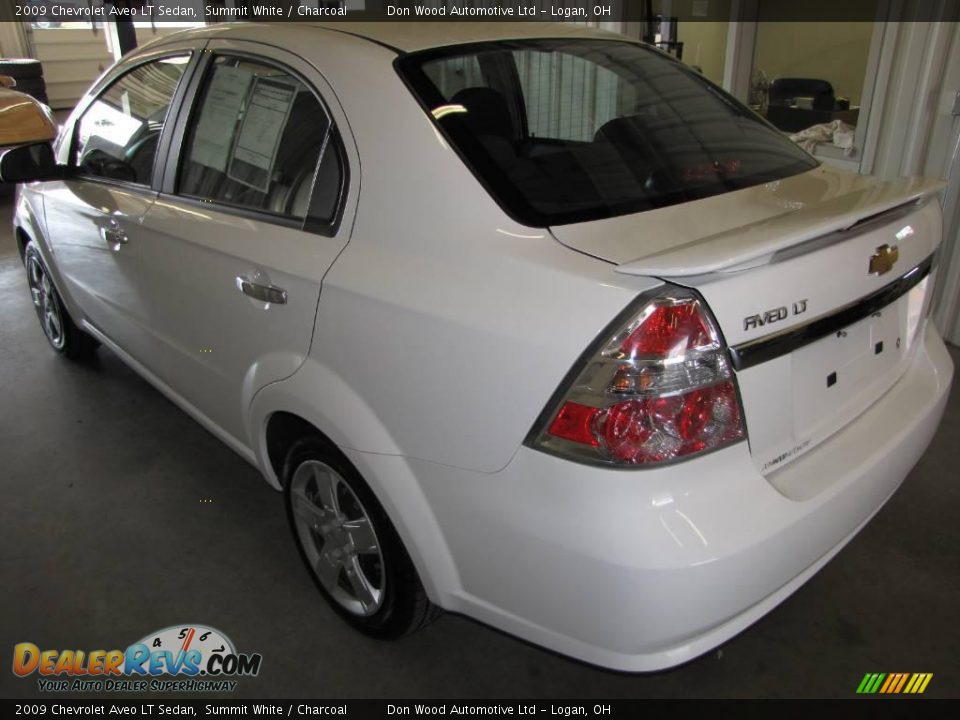 2009 Chevrolet Aveo LT Sedan Summit White / Charcoal Photo #4