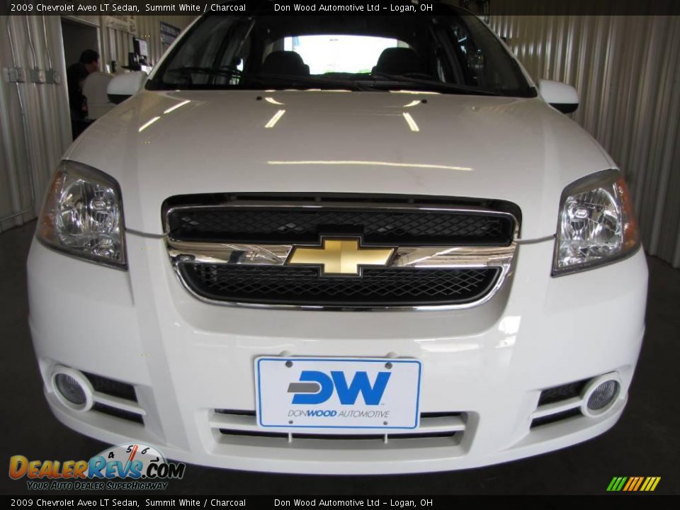 2009 Chevrolet Aveo LT Sedan Summit White / Charcoal Photo #5