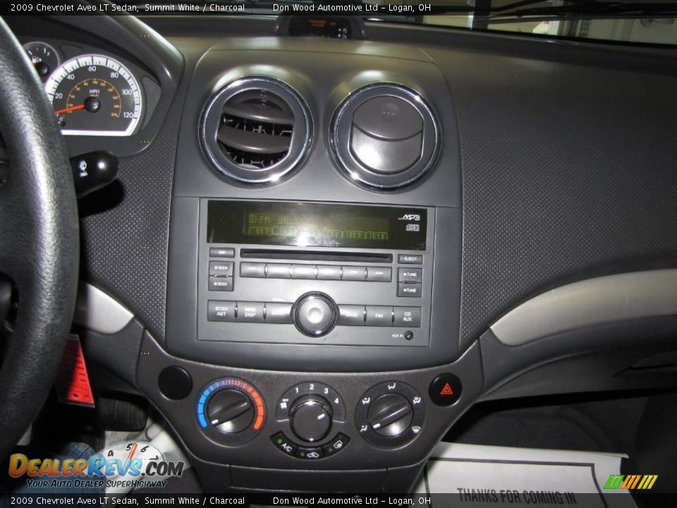 2009 Chevrolet Aveo LT Sedan Summit White / Charcoal Photo #13