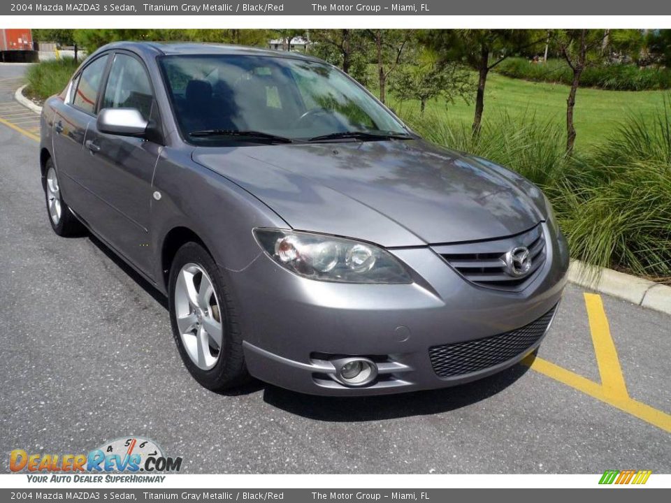 2004 Mazda MAZDA3 s Sedan Titanium Gray Metallic / Black/Red Photo #12