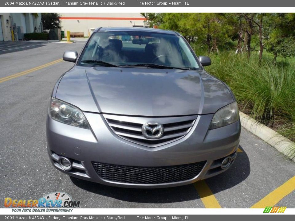 2004 Mazda MAZDA3 s Sedan Titanium Gray Metallic / Black/Red Photo #14