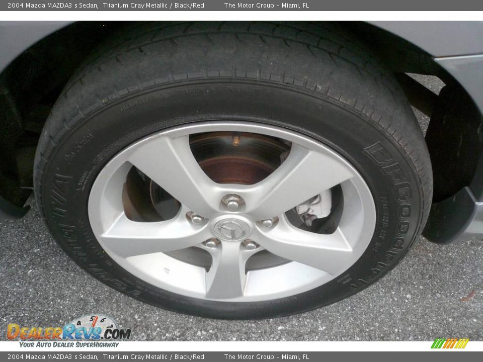 2004 Mazda MAZDA3 s Sedan Titanium Gray Metallic / Black/Red Photo #26