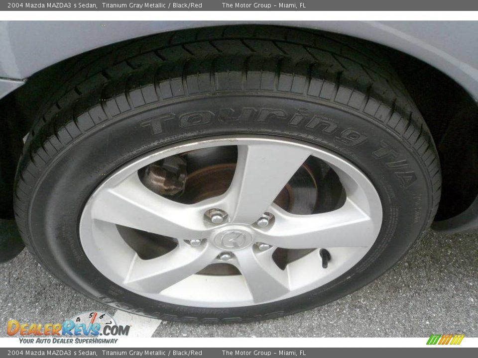 2004 Mazda MAZDA3 s Sedan Titanium Gray Metallic / Black/Red Photo #28