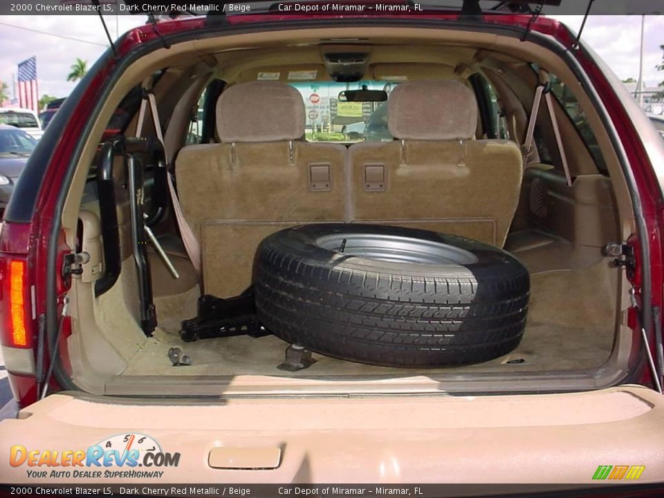 2000 Chevrolet Blazer LS Dark Cherry Red Metallic / Beige Photo #5