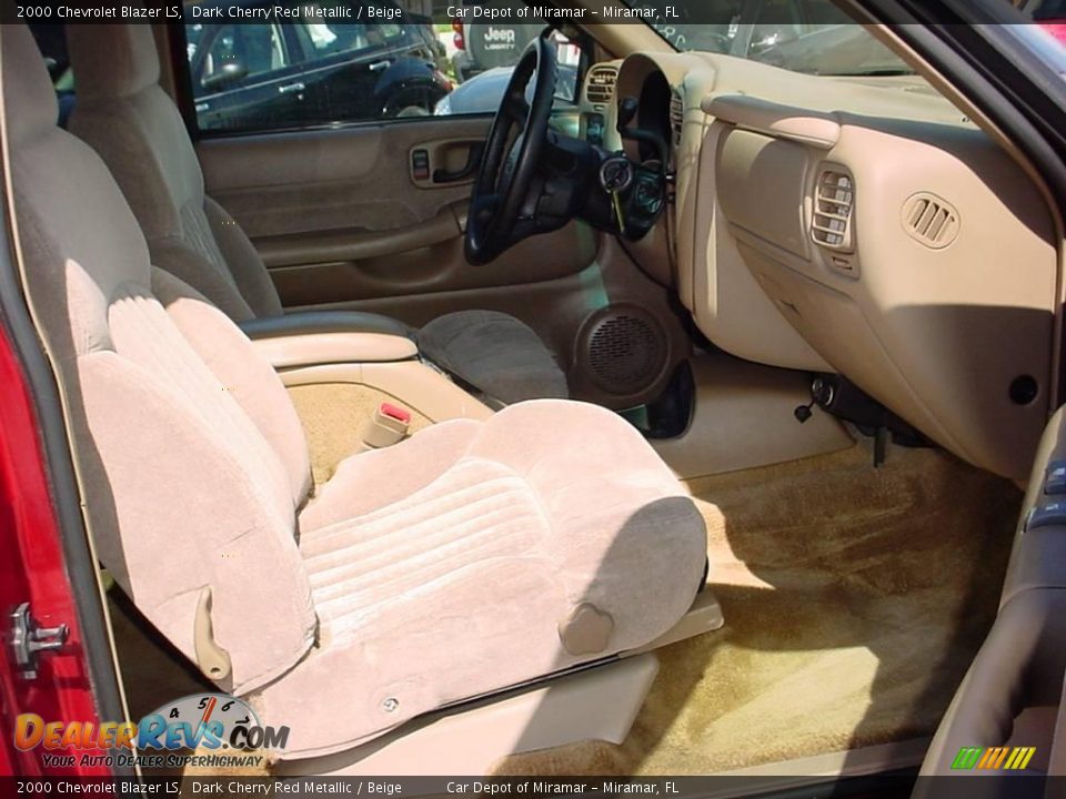 2000 Chevrolet Blazer LS Dark Cherry Red Metallic / Beige Photo #12