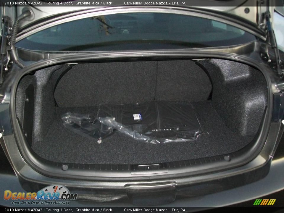 2010 Mazda MAZDA3 i Touring 4 Door Graphite Mica / Black Photo #5