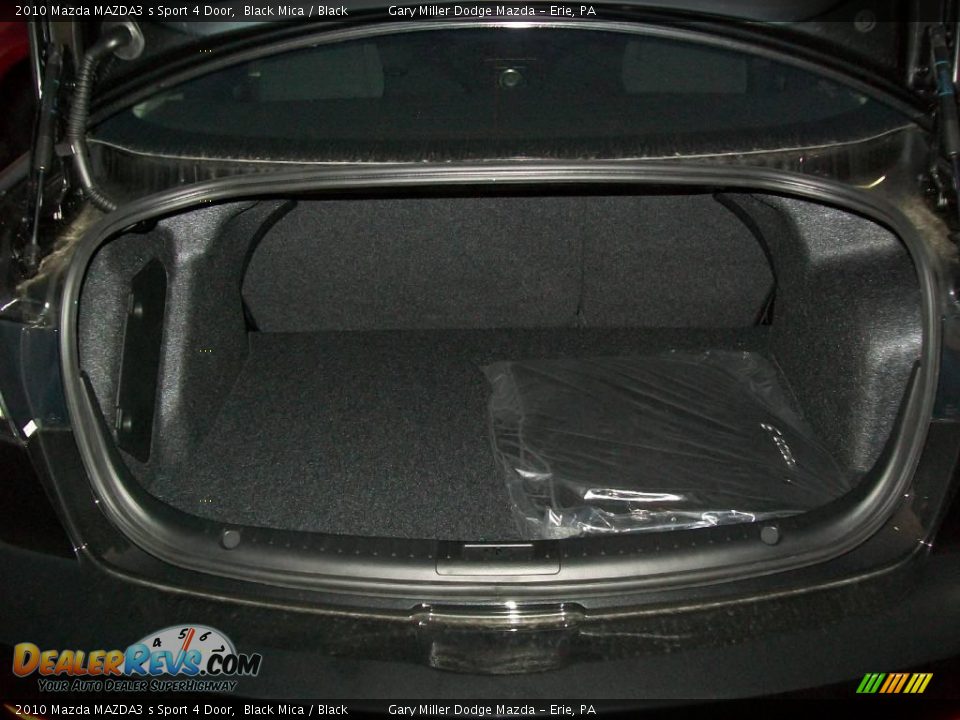 2010 Mazda MAZDA3 s Sport 4 Door Black Mica / Black Photo #5
