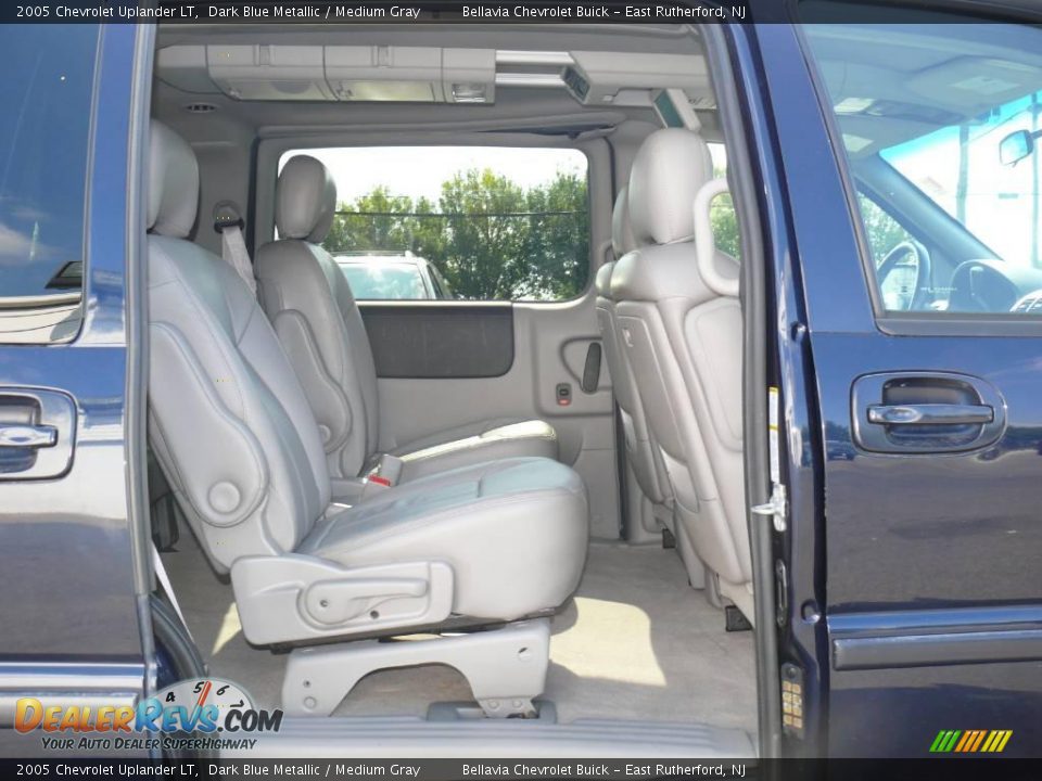 2005 Chevrolet Uplander LT Dark Blue Metallic / Medium Gray Photo #12