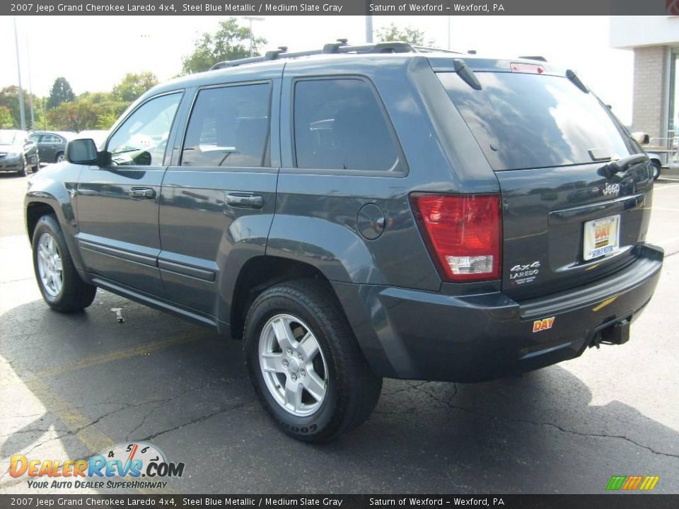 2007 Jeep Grand Cherokee Laredo 4x4 Steel Blue Metallic / Medium Slate Gray Photo #2