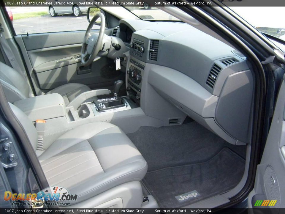 2007 Jeep Grand Cherokee Laredo 4x4 Steel Blue Metallic / Medium Slate Gray Photo #18