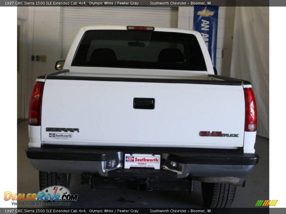 1997 GMC Sierra 1500 SLE Extended Cab 4x4 Olympic White / Pewter Gray Photo #3