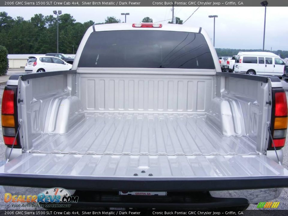 2006 GMC Sierra 1500 SLT Crew Cab 4x4 Silver Birch Metallic / Dark Pewter Photo #17