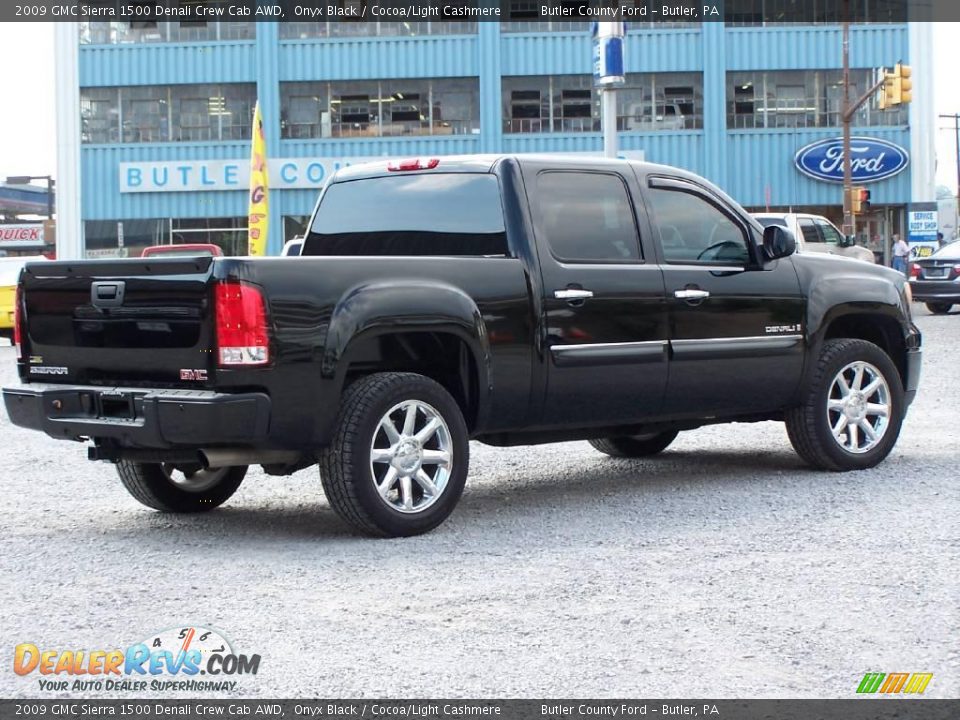 2009 GMC Sierra 1500 Denali Crew Cab AWD Onyx Black / Cocoa/Light Cashmere Photo #3