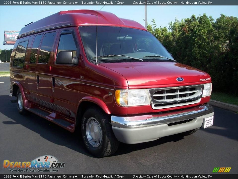 1998 Ford E Series Van E150 Passenger Conversion Toreador Red Metallic / Grey Photo #13