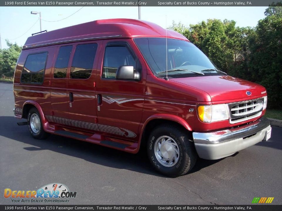 1998 Ford E Series Van E150 Passenger Conversion Toreador Red Metallic / Grey Photo #14