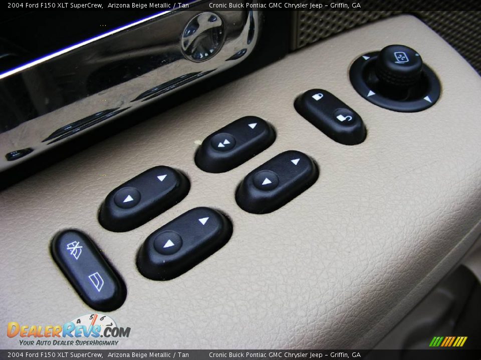 2004 Ford F150 XLT SuperCrew Arizona Beige Metallic / Tan Photo #13