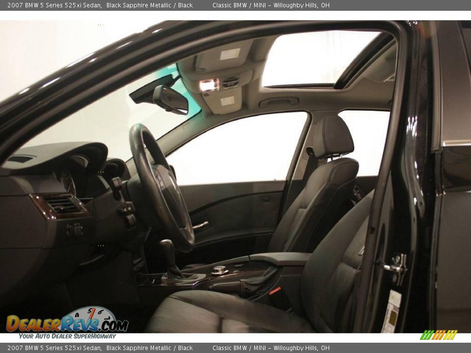 2007 BMW 5 Series 525xi Sedan Black Sapphire Metallic / Black Photo #10