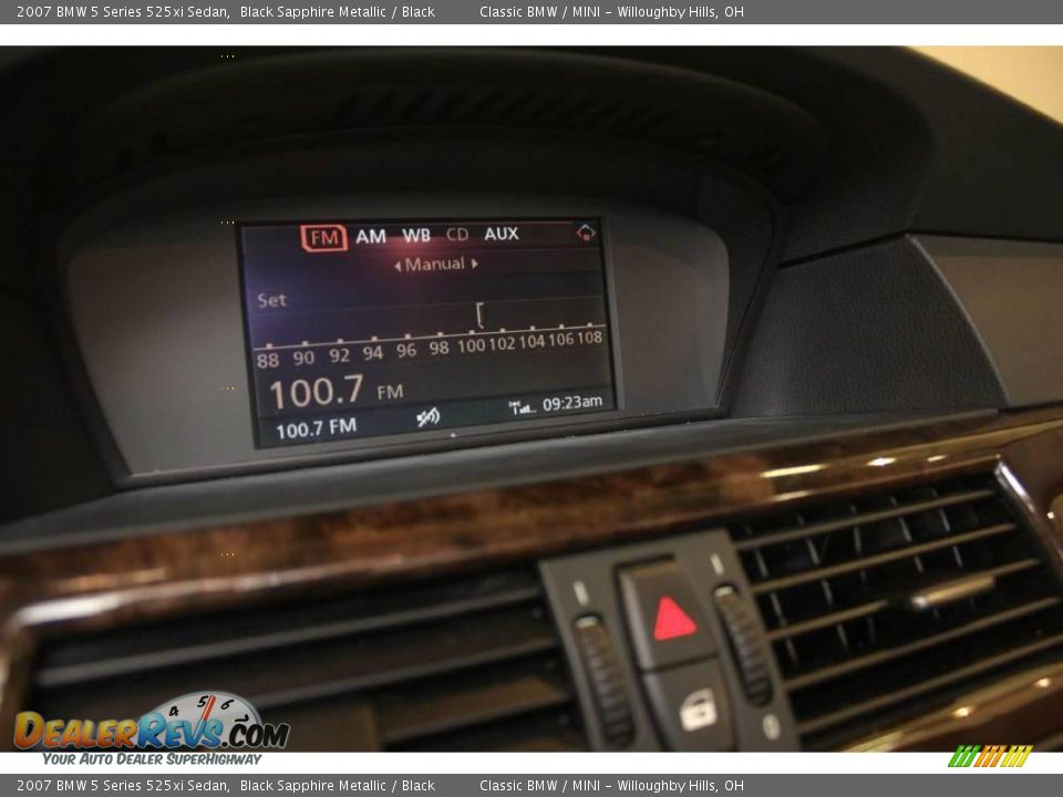 2007 BMW 5 Series 525xi Sedan Black Sapphire Metallic / Black Photo #15