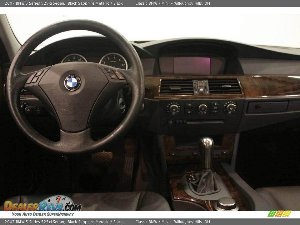 2007 BMW 5 Series 525xi Sedan Black Sapphire Metallic / Black Photo #22
