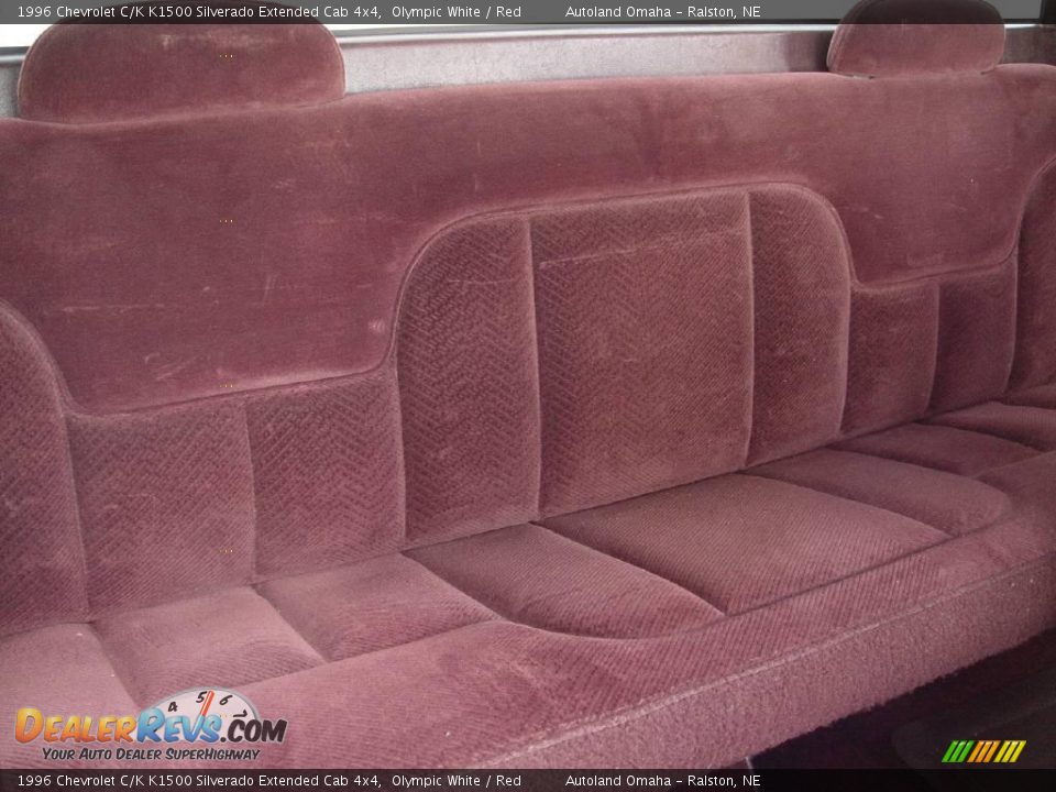 1996 Chevrolet C/K K1500 Silverado Extended Cab 4x4 Olympic White / Red Photo #18