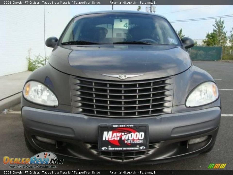 2001 Chrysler PT Cruiser Taupe Frost Metallic / Taupe/Pearl Beige Photo #2