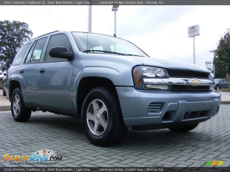 2006 Chevrolet TrailBlazer LS Silver Blue Metallic / Light Gray Photo #7